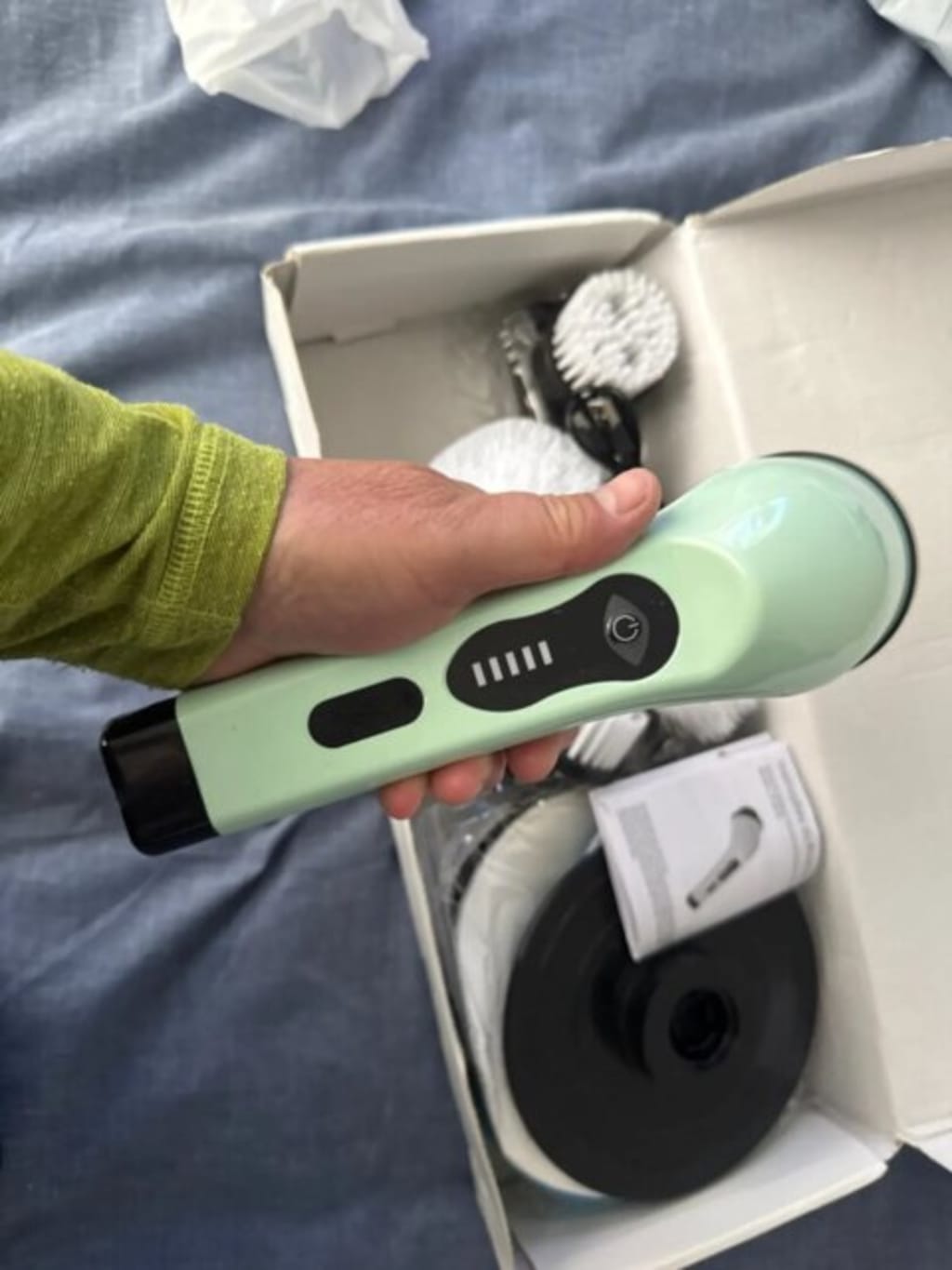 Zuric Electric Brush
